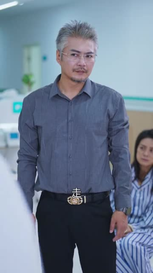 三个女儿把老妈宠翻天(34集) 三个女儿把老妈宠翻天(34集)超甜短剧分享