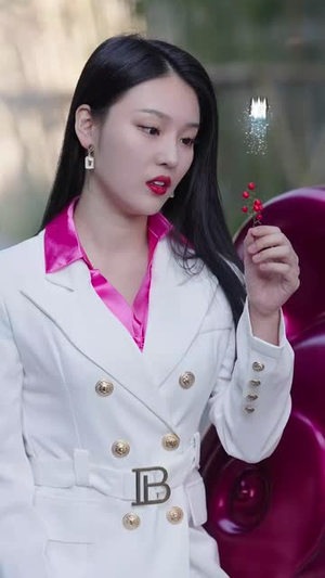 逃婚千金爱上我(94集) 逃婚千金爱上我(94集)网络小短剧