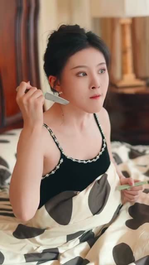 在线改变BE结局(30集) 在线改变BE结局(30集)每日短剧追不停