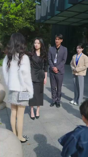 坑爹萌宝妈咪哪里跑(67集) 坑爹萌宝妈咪哪里跑(67集)精彩短剧又来了
