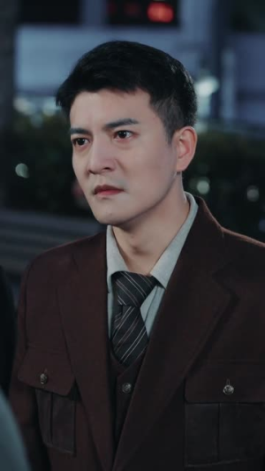 上海滩之潜龙出渊(78集) 上海滩之潜龙出渊(78集)短剧越看越精彩