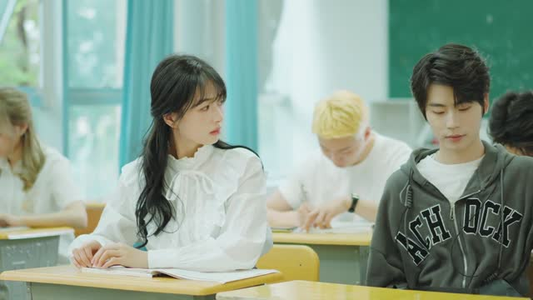 穿书之重生boss爱上我 初夏&一航 穿书之重生boss爱上我 初夏&一航一共多少集