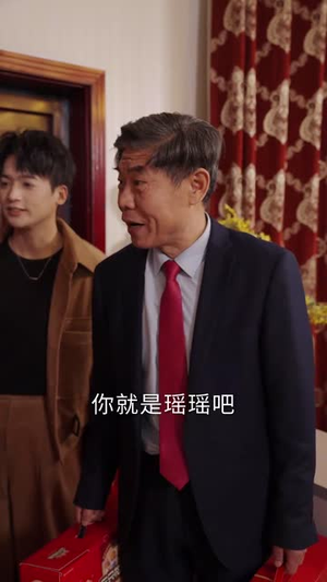 奶奶我也有春天(14集) 奶奶我也有春天(14集)看短剧放松一下