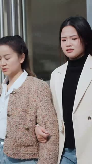 不消失的母爱(60集) 不消失的母爱(60集)零花钱看整部剧