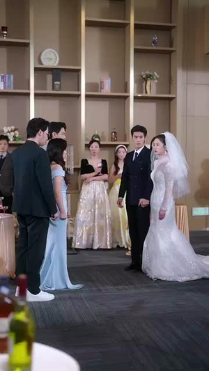 余烬中的玫瑰(33集)  余烬中的玫瑰(33集) 精彩片段