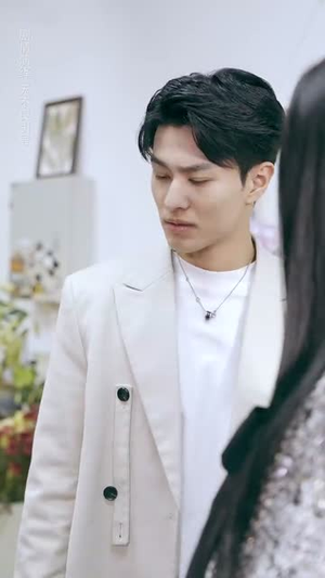 漂亮后妈甜又飒(61集) 漂亮后妈甜又飒(61集)火爆热门短剧