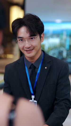 物价贬值,我穿回来后带飞全家&物价贬值我穿回来后带飞全家(74集) 物价贬值,我穿回来后带飞全家&物价贬值我穿回来后带飞全家(74集)全集免费