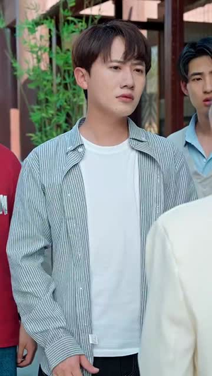 觉醒后校花哭着说爱我 (71集)好看短剧抢先看