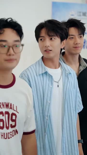 直播:开局一句话气哭校花(83集) 直播:开局一句话气哭校花(83集)好看短剧抢先看