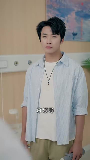 一颗黄金梨救了全村人(88集) 一颗黄金梨救了全村人(88集)短剧太好看