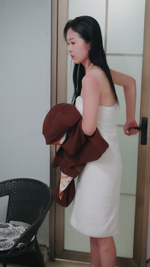 重生后，我登峰造极 (80集) 第三季