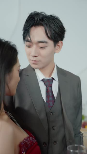 玫瑰小姐狩猎计划 (60集) 玫瑰小姐狩猎计划 (60集)全网独播免费看