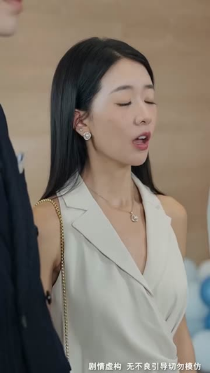 旧情散尽轻若雪 (47集) 旧情散尽轻若雪 (47集) 短剧中追到爽