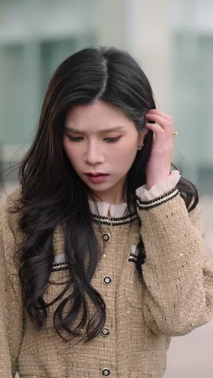 偏心过后，我光芒万丈（60集）上热门短剧