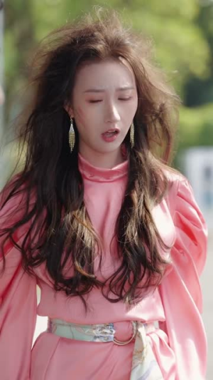 女将军挥挥拳，豪门老公乖成犬（80集）短剧演员排行榜